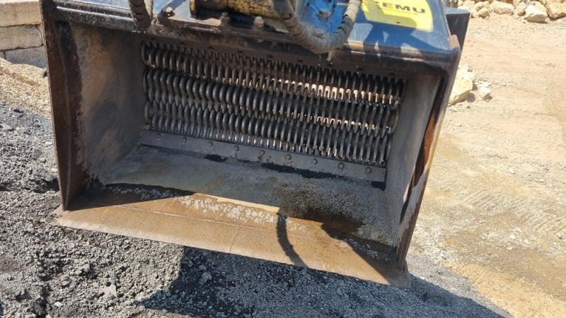REMU POUR PELLE 15T - Balde para separação por Máquina de construção: foto 1 REMU POUR PELLE 15T - Balde para separação por Máquina de construção: foto 1