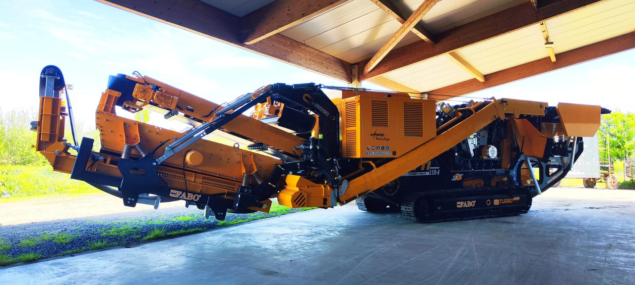 FABO FTI-110s Tracked Impact Crusher - Britadeira móvel: foto 1 FABO FTI-110s Tracked Impact Crusher - Britadeira móvel: foto 1
