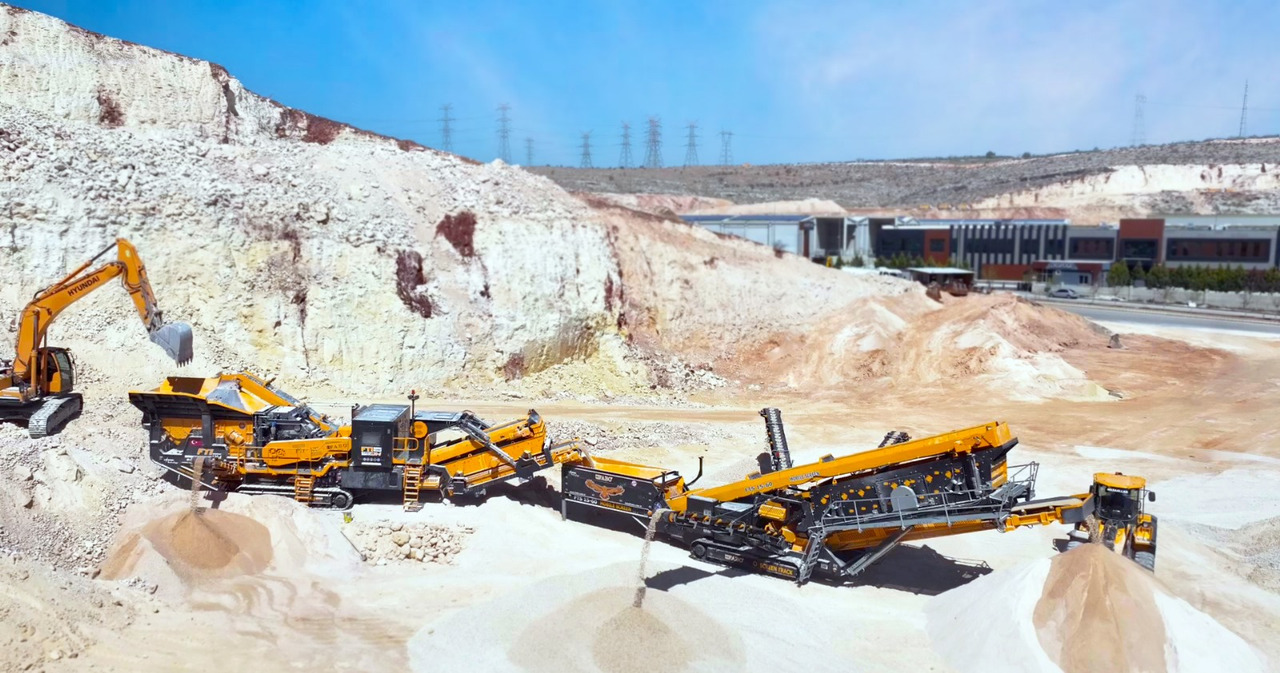 FABO FTI 130-S Mobile Crusher FTS 1560 Mobile Screen - Britadeira móvel: foto 1 FABO FTI 130-S Mobile Crusher FTS 1560 Mobile Screen - Britadeira móvel: foto 1