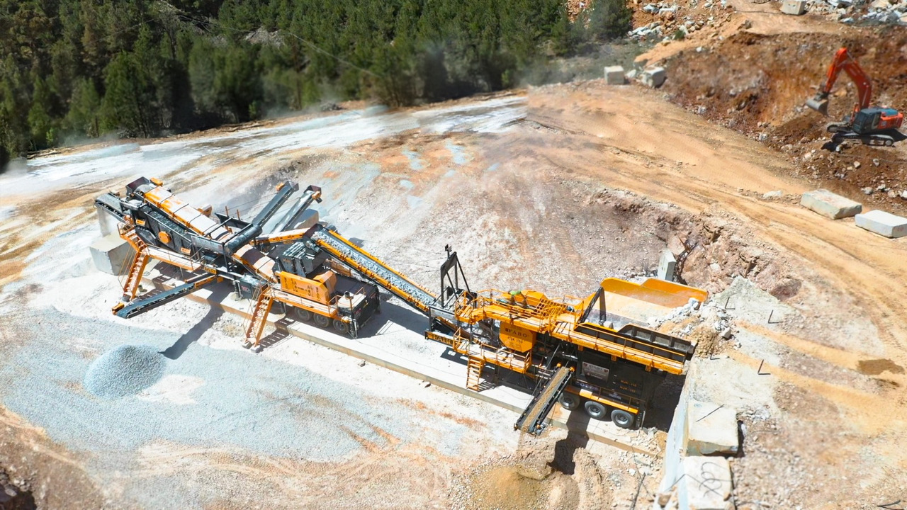 FABO MCK-110 MOBILE CRUSHING & SCREENING PLANT - Britadeira móvel: foto 5 FABO MCK-110 MOBILE CRUSHING & SCREENING PLANT - Britadeira móvel: foto 5