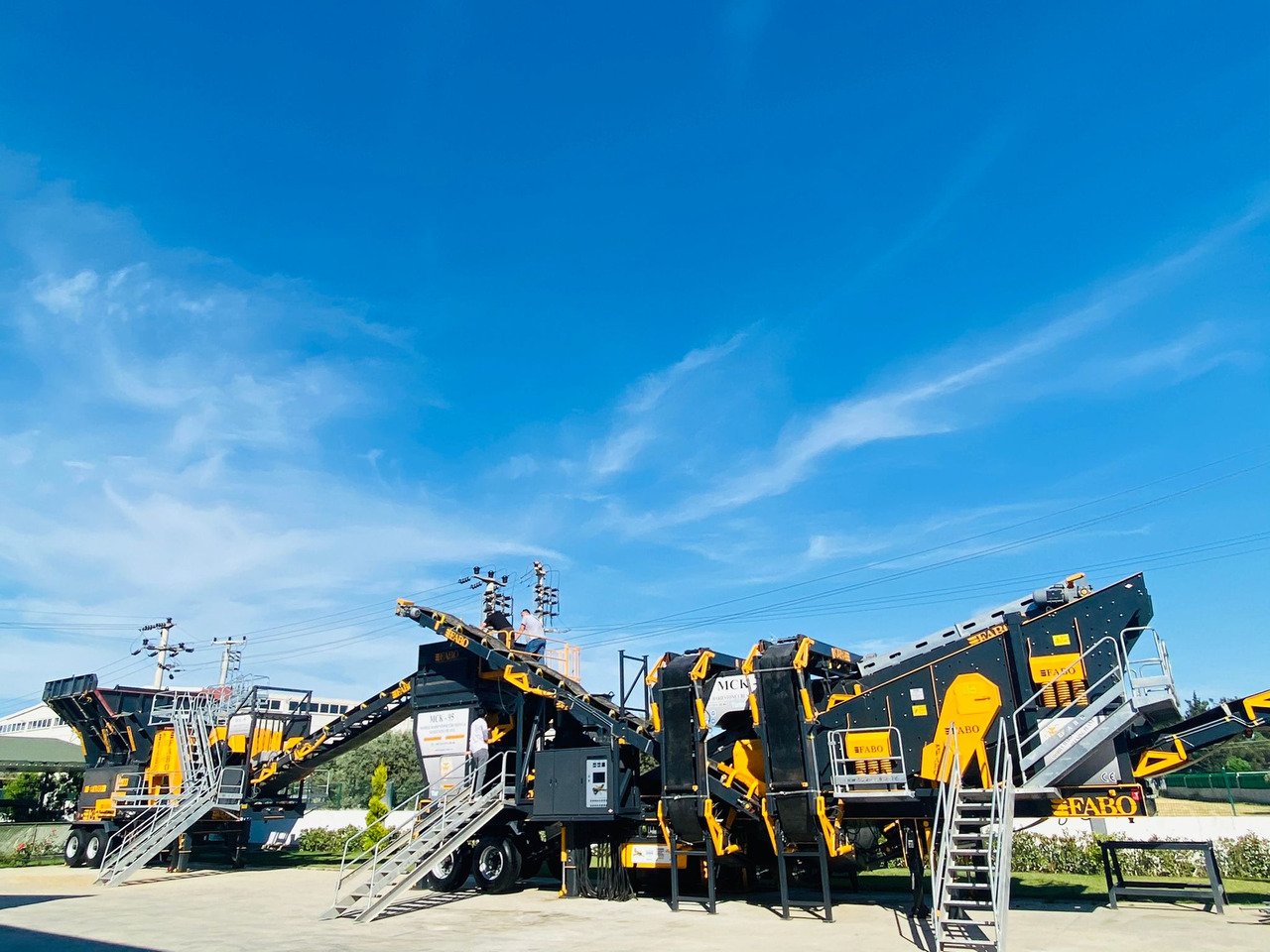 FABO MCK-95 MOBILE CRUSHING & SCREENING PLANT - Britadeira móvel: foto 1 FABO MCK-95 MOBILE CRUSHING & SCREENING PLANT - Britadeira móvel: foto 1