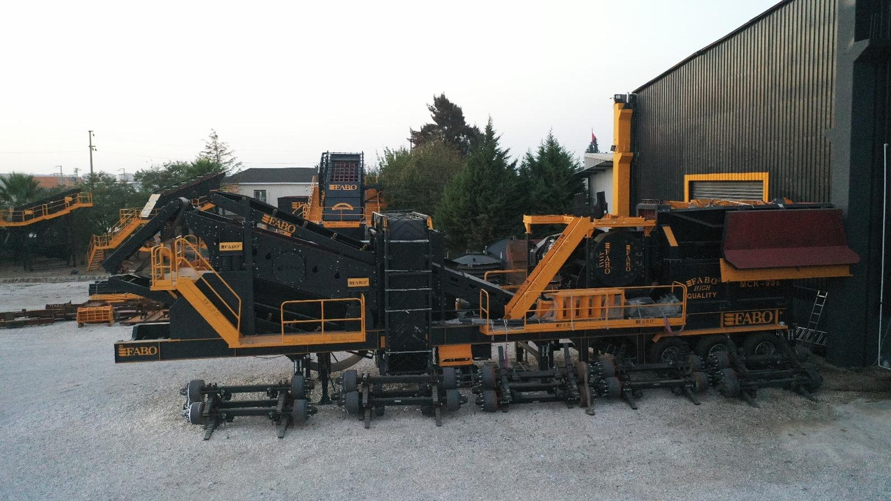 FABO MJC 90 SERIES 120-180 TPH MOBILE CRUSHING & SCREENING PLANT - Britadeira móvel: foto 3 FABO MJC 90 SERIES 120-180 TPH MOBILE CRUSHING & SCREENING PLANT - Britadeira móvel: foto 3