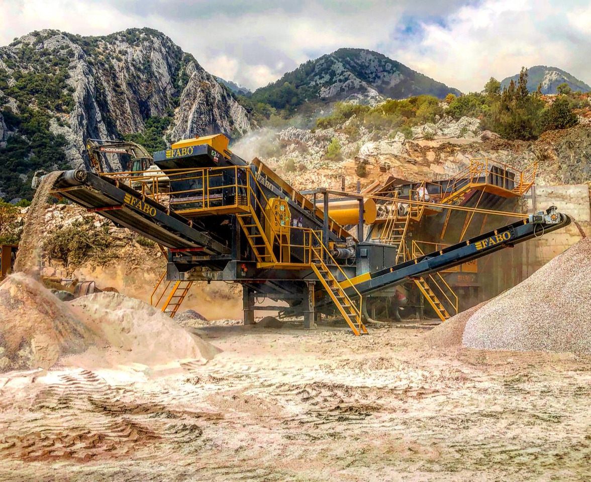 FABO Mining machinery - crushing plant - Máquina de mineração: foto 1 FABO Mining machinery - crushing plant - Máquina de mineração: foto 1