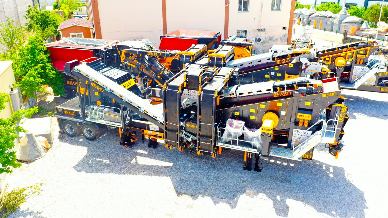 FABO Mobile crusher - Britadeira móvel: foto 1 FABO Mobile crusher - Britadeira móvel: foto 1