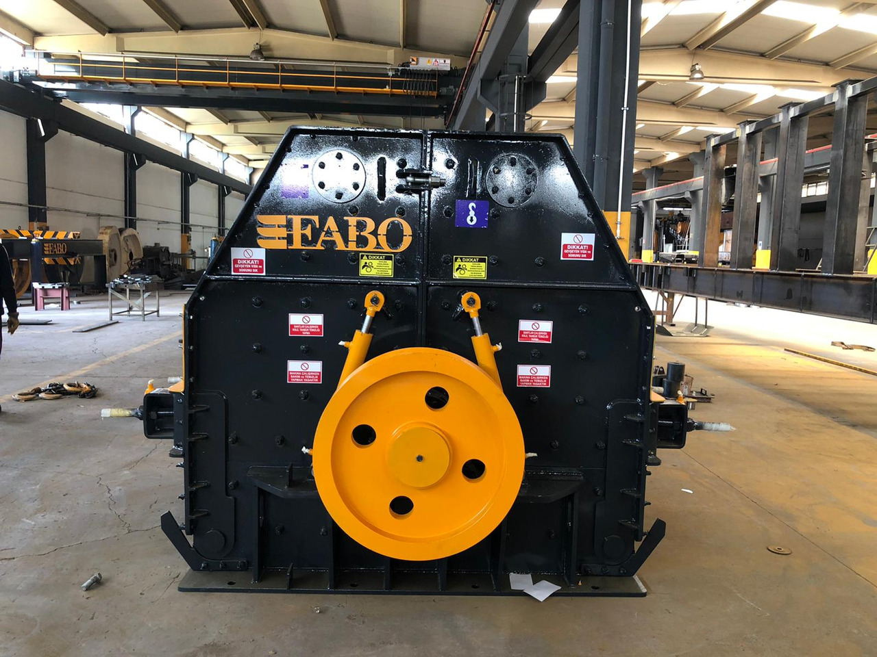 FABO impact crusher - Britador de impacto: foto 2 FABO impact crusher - Britador de impacto: foto 2