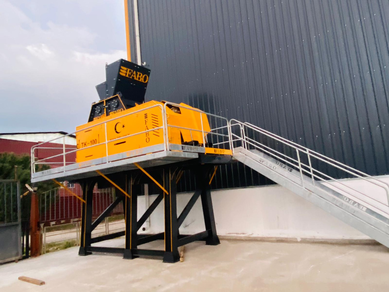 FABO impact crusher - Britador de impacto: foto 1 FABO impact crusher - Britador de impacto: foto 1