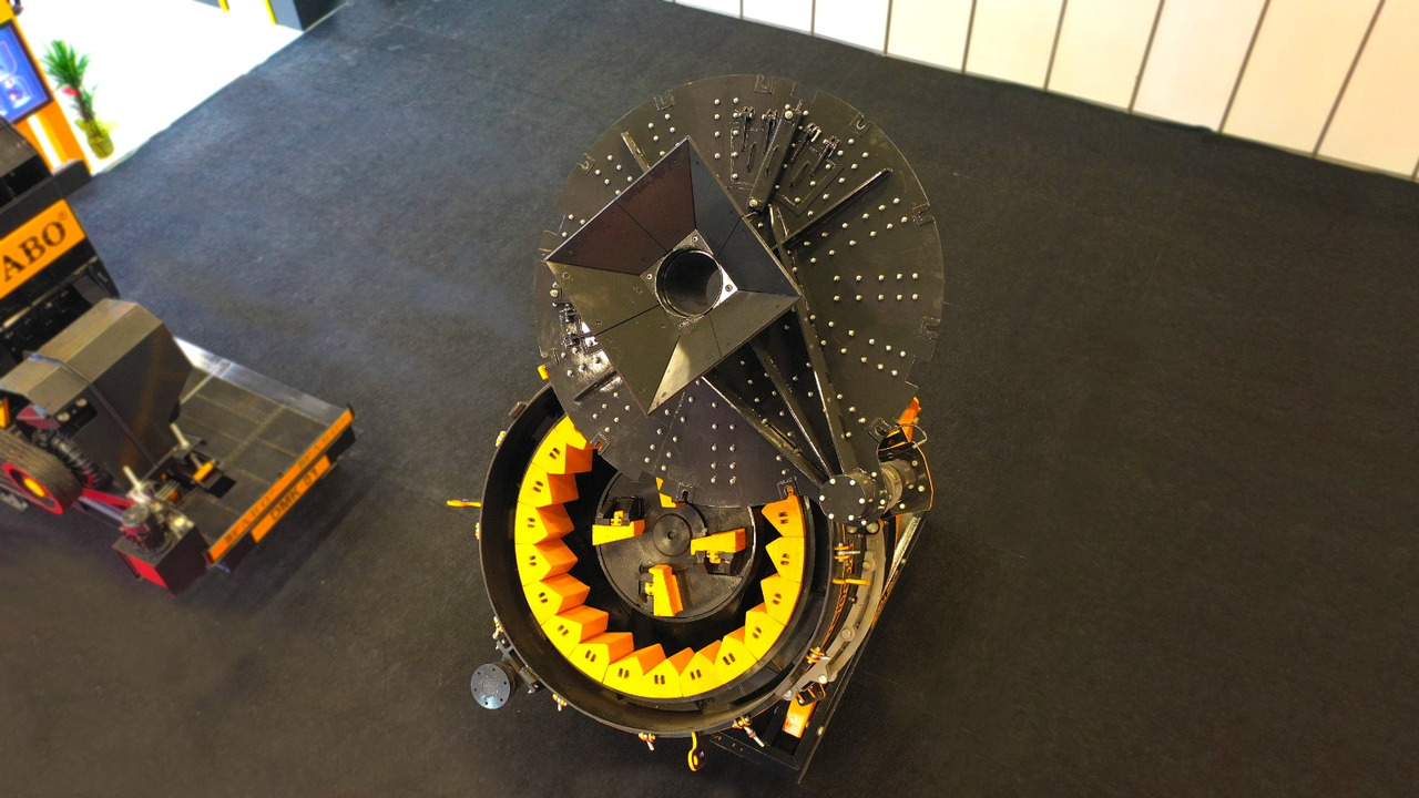 FABO impact crusher - Britador de impacto: foto 4 FABO impact crusher - Britador de impacto: foto 4