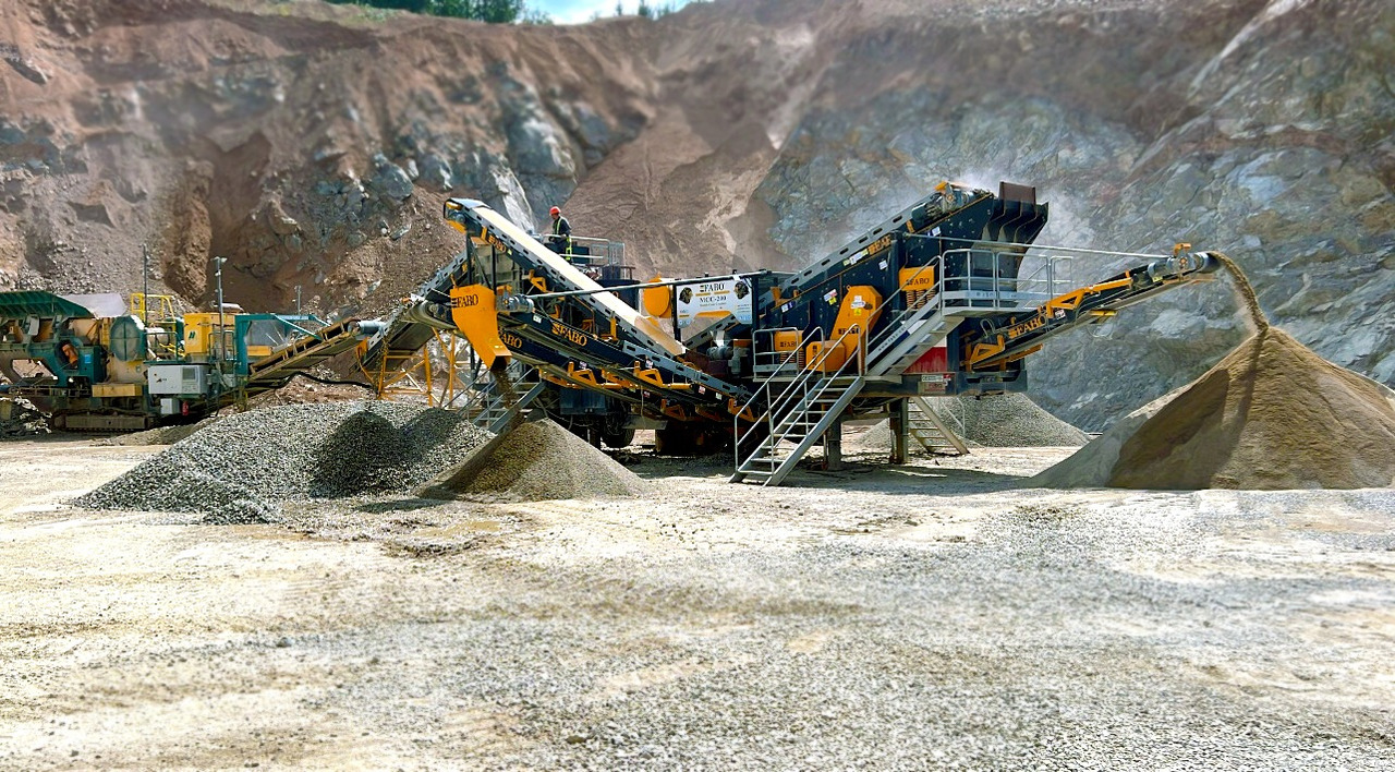 Máquina de mineração novo FABO mining machinery - crushing plant: foto 1