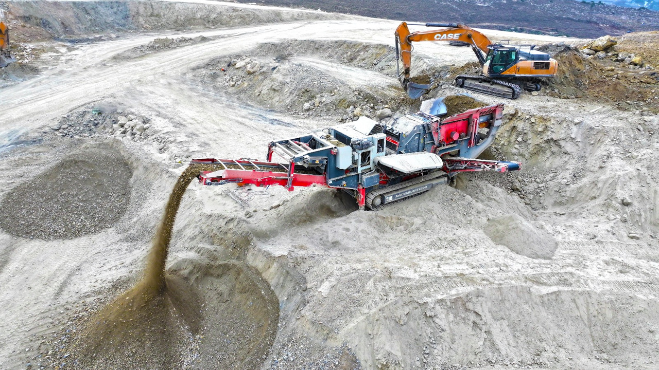 SANDVIK Mobile crusher - Britadeira móvel: foto 2 SANDVIK Mobile crusher - Britadeira móvel: foto 2