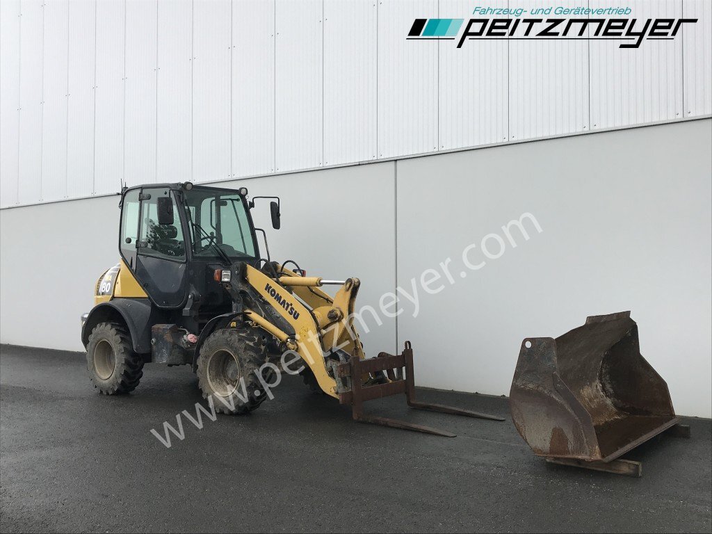 Komatsu RADLADER WA 80-6 Palettengabel und Standardschaufel - Pá carregadora de rodas: foto 2 Komatsu RADLADER WA 80-6 Palettengabel und Standardschaufel - Pá carregadora de rodas: foto 2