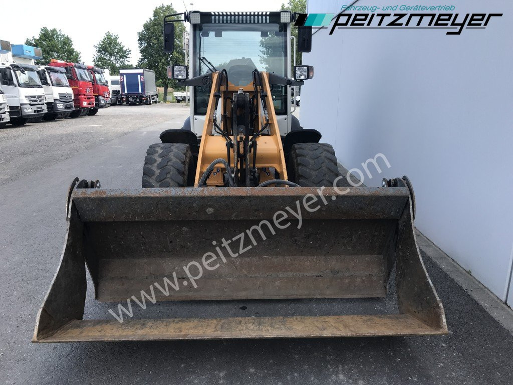 LIEBHERR RADLADER L 508 C 4in1 Schaufel + Palettengabel - Pá carregadora de rodas: foto 5 LIEBHERR RADLADER L 508 C 4in1 Schaufel + Palettengabel - Pá carregadora de rodas: foto 5