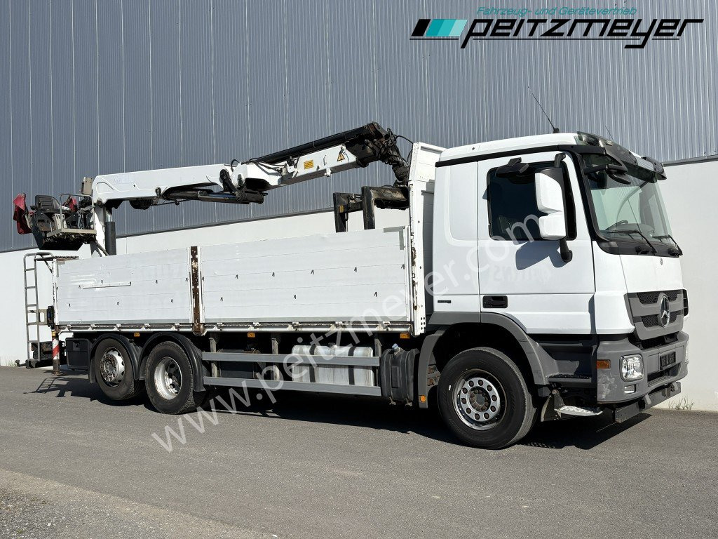 MERCEDES-BENZ Actros 2536 LL Pritsche HMF Heckkran m. Zange Baustoff - Camião de caixa aberta/ Plataforma, Camião grua: foto 2 MERCEDES-BENZ Actros 2536 LL Pritsche HMF Heckkran m. Zange Baustoff - Camião de caixa aberta/ Plataforma, Camião grua: foto 2