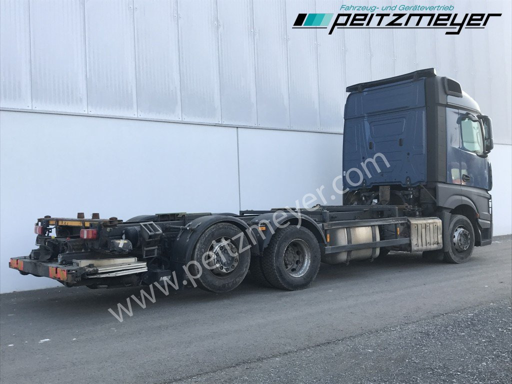 MERCEDES-BENZ Actros 2542 LL BDF Getriebe+Retarder+AGR NEU Retarder + Getriebe neu - Camião transportador de contêineres/ Caixa móvel: foto 4 MERCEDES-BENZ Actros 2542 LL BDF Getriebe+Retarder+AGR NEU Retarder + Getriebe neu - Camião transportador de contêineres/ Caixa móvel: foto 4