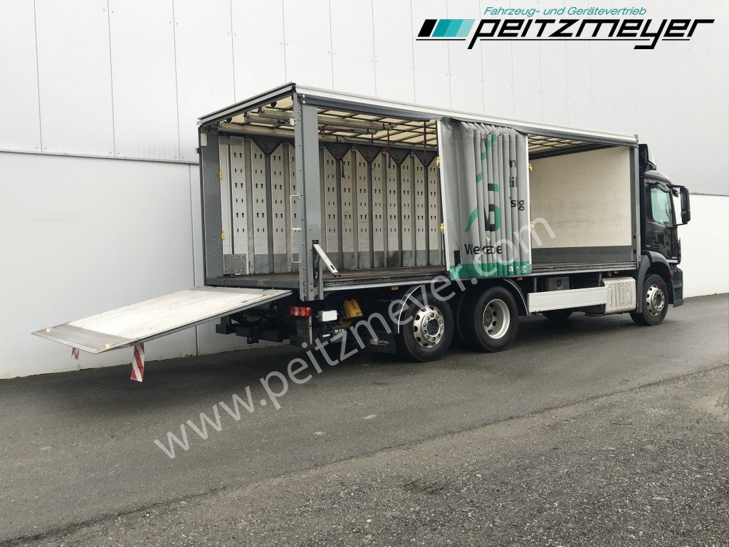 MERCEDES-BENZ Antos 2543 LL Getränke Schiebeplane Retarder, 2 x AHK, LBW 2 t., Lenkachse - Camião transporte de bebidas: foto 3 MERCEDES-BENZ Antos 2543 LL Getränke Schiebeplane Retarder, 2 x AHK, LBW 2 t., Lenkachse - Camião transporte de bebidas: foto 3