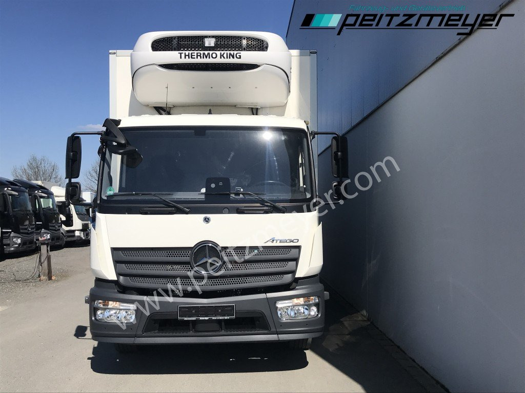 MERCEDES-BENZ Atego 1530 L Tiefkühlkoffer m. LBW, Thermoking T 1200 faltb. LBW 1,5 t., Seitentür, Trennwand - Camião frigorífico: foto 5 MERCEDES-BENZ Atego 1530 L Tiefkühlkoffer m. LBW, Thermoking T 1200 faltb. LBW 1,5 t., Seitentür, Trennwand - Camião frigorífico: foto 5