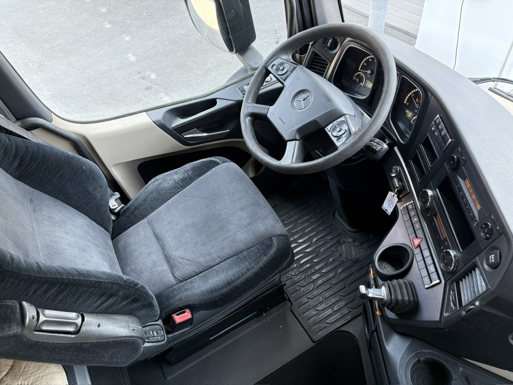 Tractor MERCEDES-BENZ Actros 1843 LSNRL Lowliner: foto 12