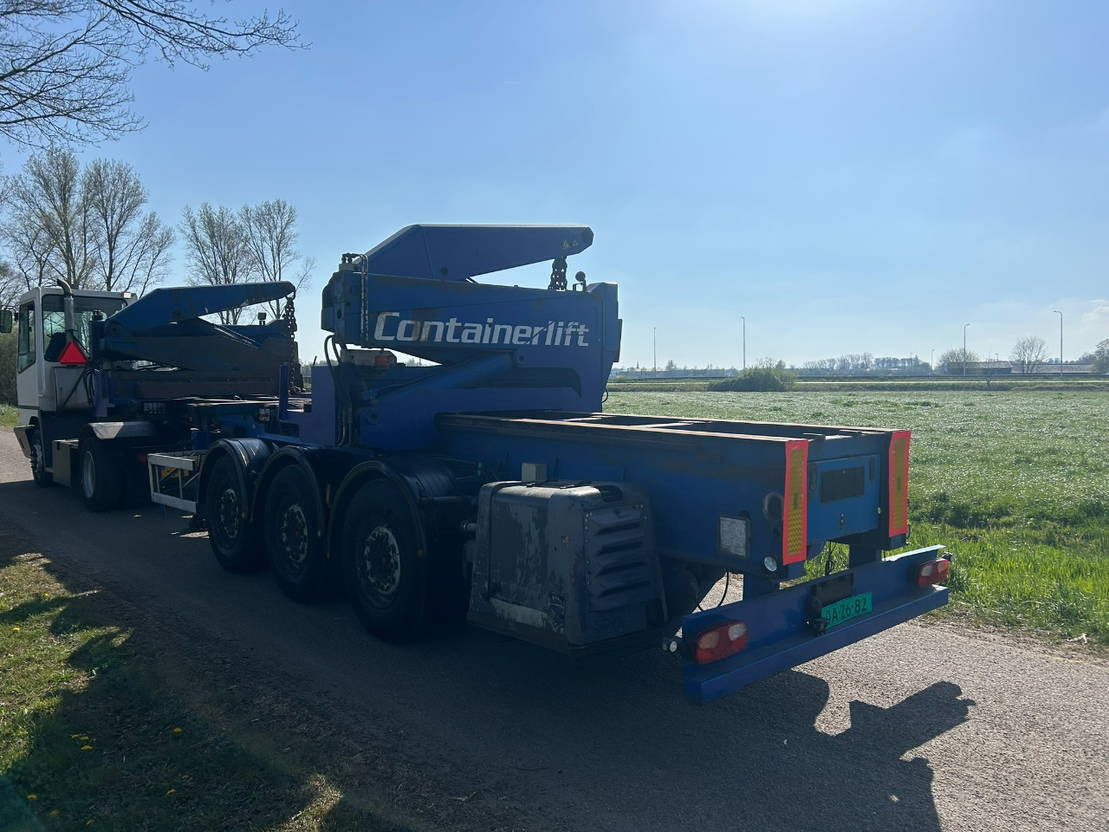 Diversen Steelbro MK6 Side loader / 20 - 40 ft / own diesel power pack / saf dis - Semi-reboque transportador de contêineres/ Caixa móvel: foto 4 Diversen Steelbro MK6 Side loader / 20 - 40 ft / own diesel power pack / saf dis - Semi-reboque transportador de contêineres/ Caixa móvel: foto 4