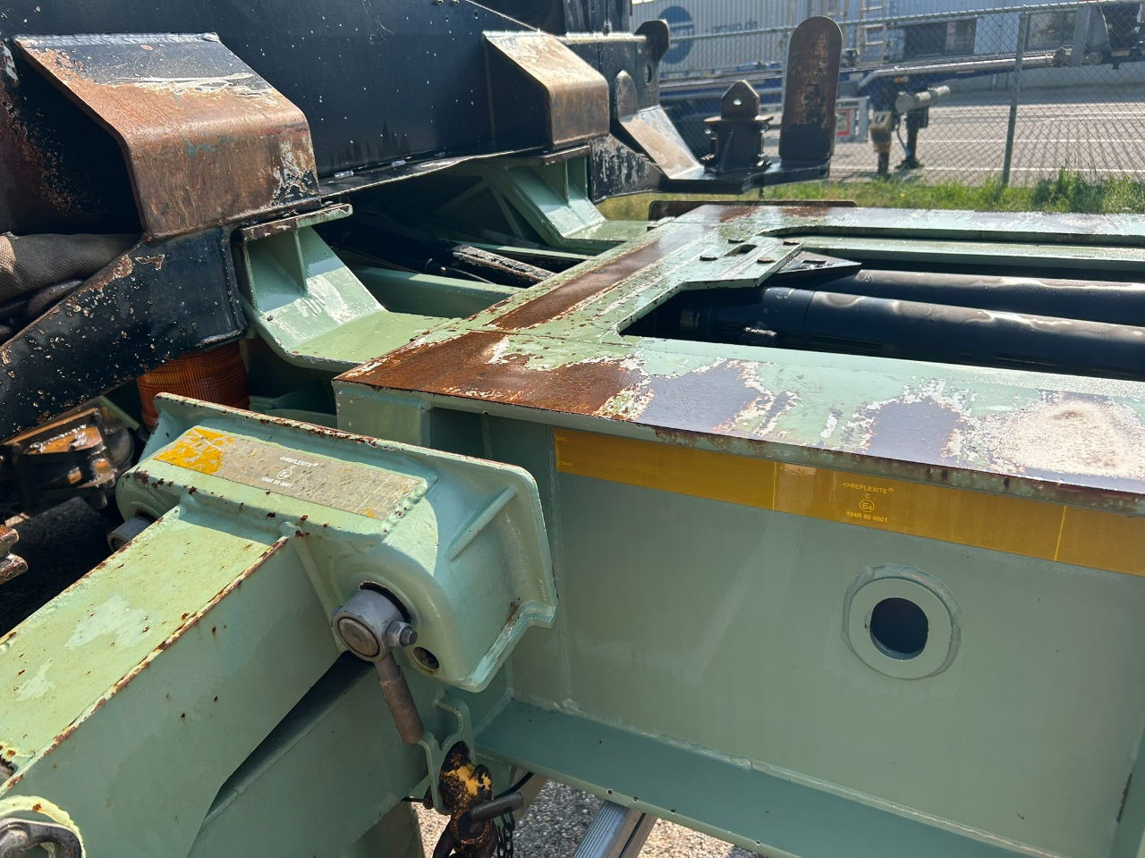 Semi-reboque transportador de contêineres/ Caixa móvel Hammar 195 HC / 20 ft, 2 x 20 ft 40 ft HC, power pack Diesel, Wireless controller 2 x, telescopic chassis: foto 9