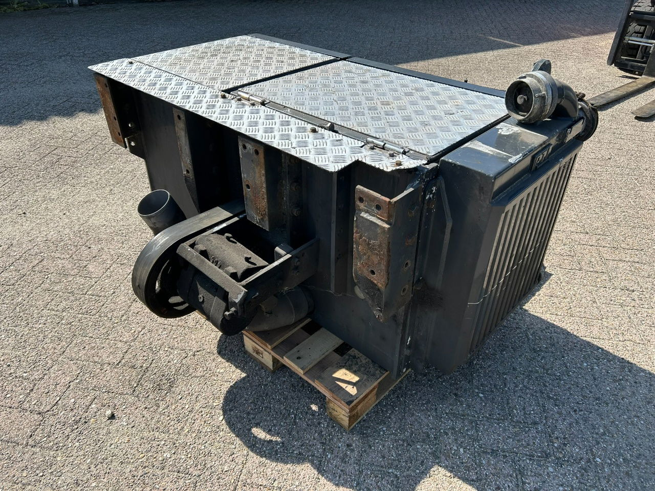 Ingersoll Rand Silo Compressor / CVS 1100 cub / 2.2 bar / Cooler / pto axle / air filter - Compressor de ar condicionado por Camião: foto 5 Ingersoll Rand Silo Compressor / CVS 1100 cub / 2.2 bar / Cooler / pto axle / air filter - Compressor de ar condicionado por Camião: foto 5