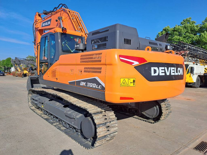 Develon DX 300 LC-7LC-7M (4 Pieces available) - Escavadora de rastos: foto 2 Develon DX 300 LC-7LC-7M (4 Pieces available) - Escavadora de rastos: foto 2