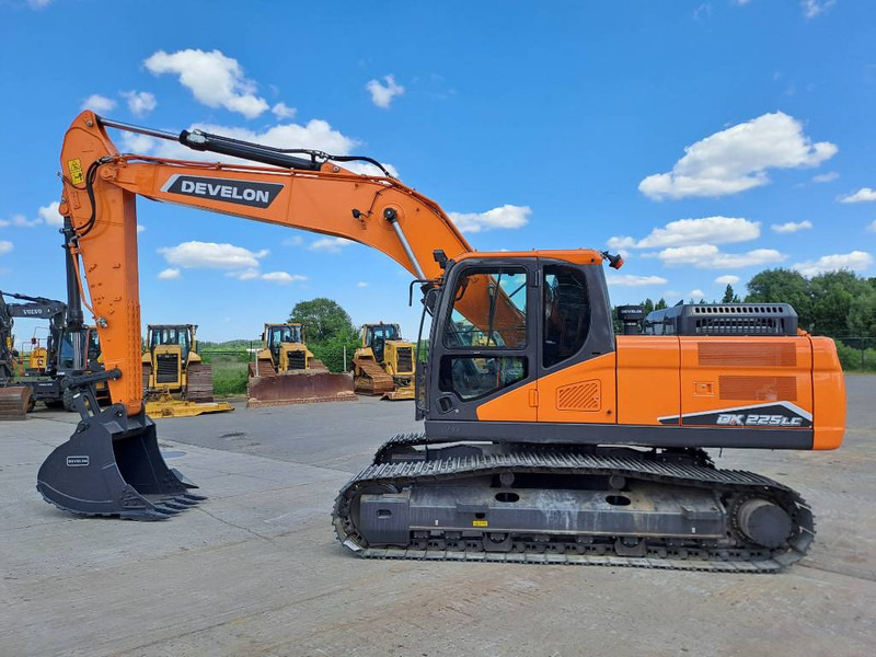 Develon DX225LC-7M - Escavadora de rastos: foto 1 Develon DX225LC-7M - Escavadora de rastos: foto 1