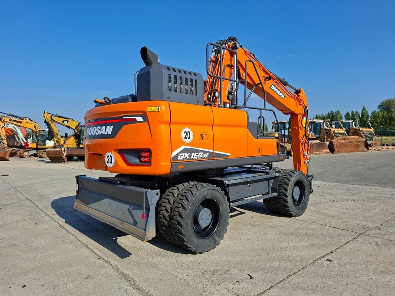 Doosan DX 160 W-7 (EX Demo) - Escavadeira de rodas: foto 4 Doosan DX 160 W-7 (EX Demo) - Escavadeira de rodas: foto 4