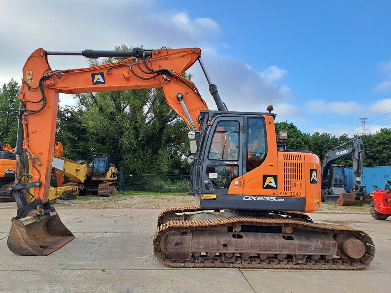Doosan DX235LCR-5 - Escavadora de rastos: foto 1 Doosan DX235LCR-5 - Escavadora de rastos: foto 1