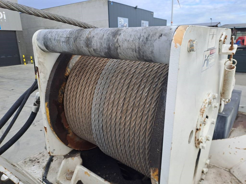 Grua de estaleiro Grove RT890E: foto 17