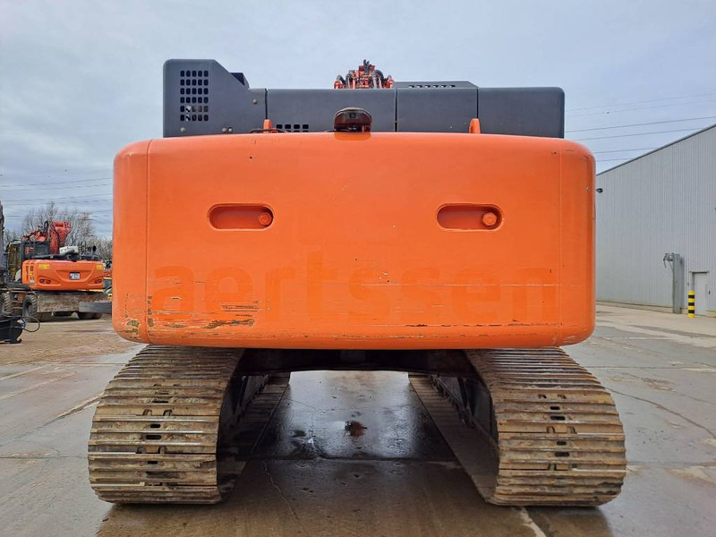 Hitachi ZX490LCH-6 (with lift cabin) - Escavadora de rastos: foto 4 Hitachi ZX490LCH-6 (with lift cabin) - Escavadora de rastos: foto 4