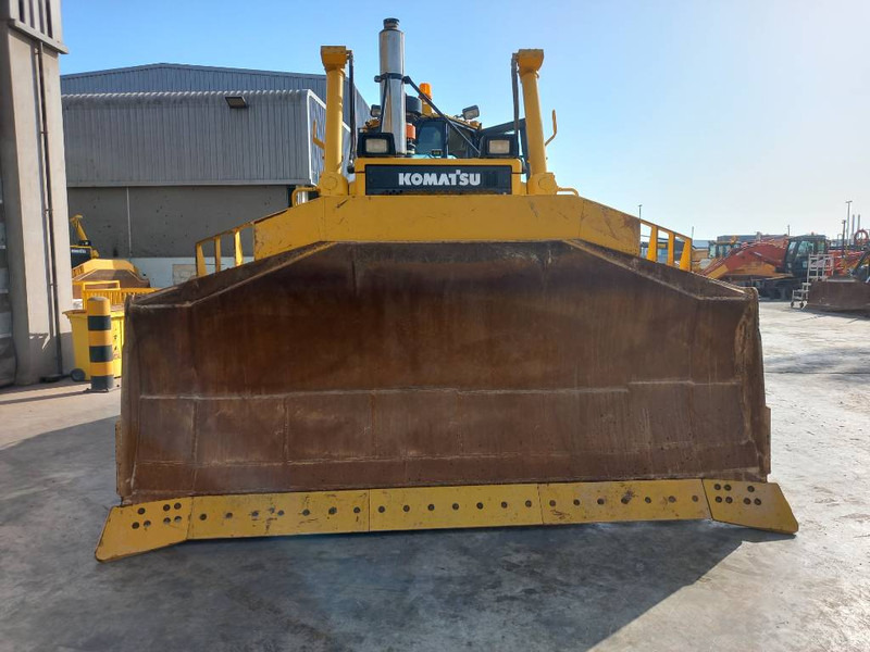Komatsu D155A (4 Pieces available - Abu Dhabi) - Buldôzer: foto 5 Komatsu D155A (4 Pieces available - Abu Dhabi) - Buldôzer: foto 5