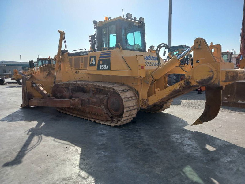 Komatsu D155A (4 Pieces available - Abu Dhabi) - Buldôzer: foto 3 Komatsu D155A (4 Pieces available - Abu Dhabi) - Buldôzer: foto 3