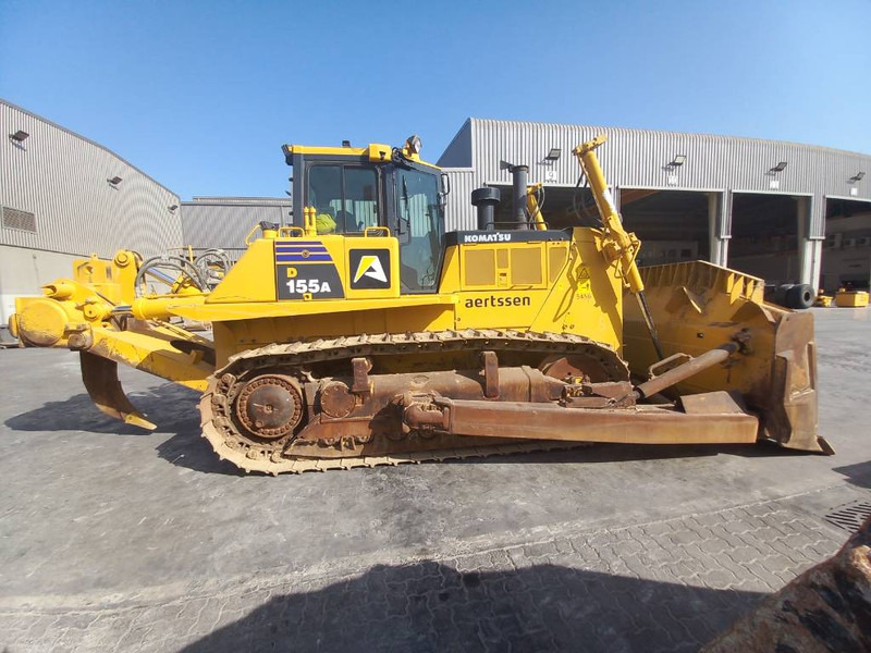 Komatsu D155A (4 Pieces available - Abu Dhabi) - Buldôzer: foto 2 Komatsu D155A (4 Pieces available - Abu Dhabi) - Buldôzer: foto 2