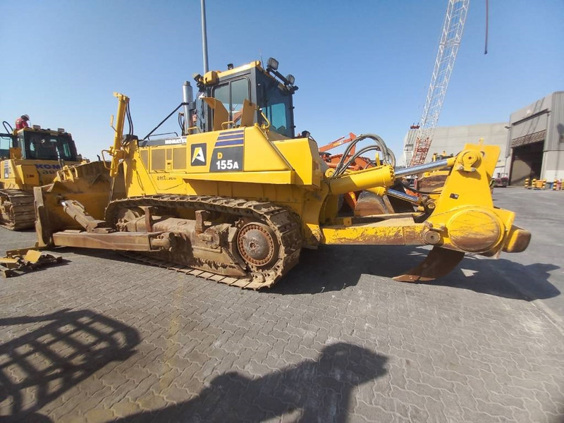 Komatsu D155A-6R (4 pieces available in Abu Dhabi) - Buldôzer: foto 3 Komatsu D155A-6R (4 pieces available in Abu Dhabi) - Buldôzer: foto 3