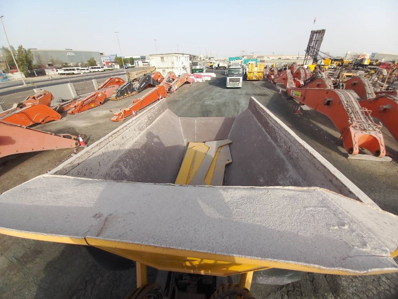 Caminhão articulado Komatsu HM400-3R (4 pcs available in Abu Dhabi): foto 20 Caminhão articulado Komatsu HM400-3R (4 pcs available in Abu Dhabi): foto 20