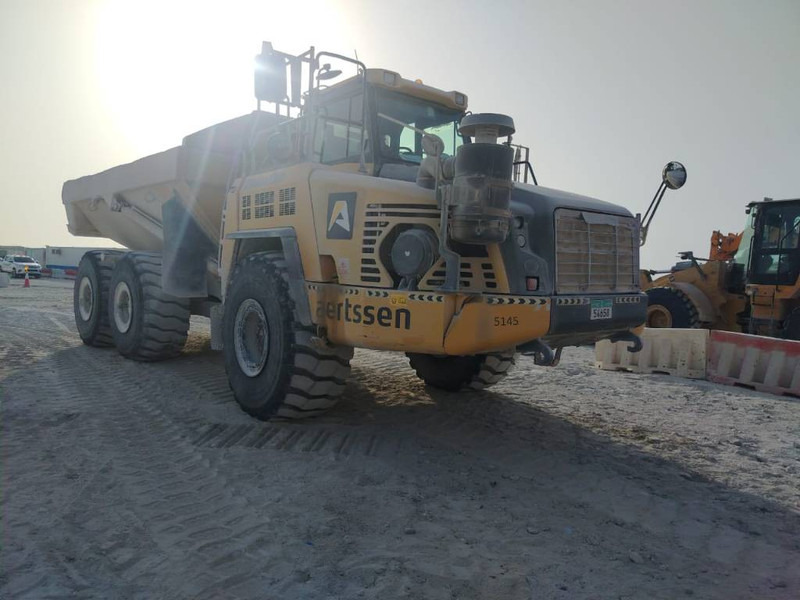 Komatsu HM400-3R (4 pieces available in Abu Dhabi) - Caminhão articulado: foto 3 Komatsu HM400-3R (4 pieces available in Abu Dhabi) - Caminhão articulado: foto 3