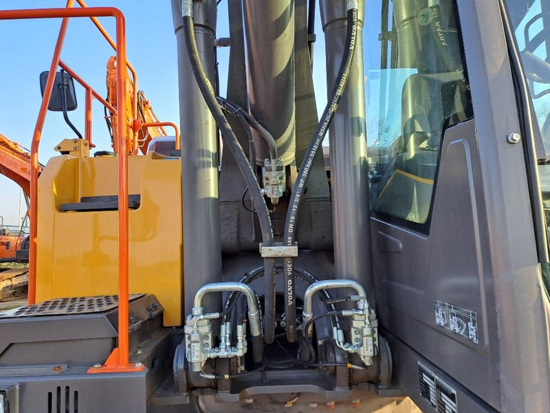 Escavadeira de rodas Volvo EW160E: foto 10