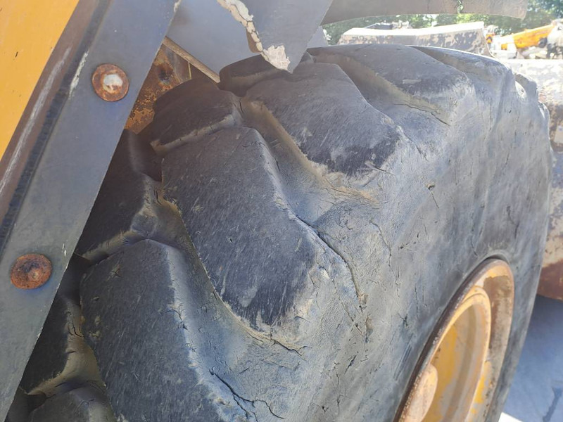 Pá carregadora de rodas Volvo L180G: foto 14