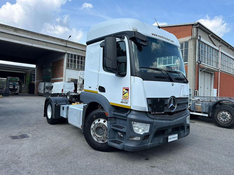 Mercedes-Benz Actros 1843 - Tractor: foto 2 Mercedes-Benz Actros 1843 - Tractor: foto 2