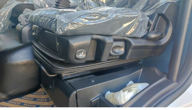 IVECO EuroCargo ML120EL21 EVI_E-AC+ PILOT+PTO... - Camião chassi: foto 5 IVECO EuroCargo ML120EL21 EVI_E-AC+ PILOT+PTO... - Camião chassi: foto 5