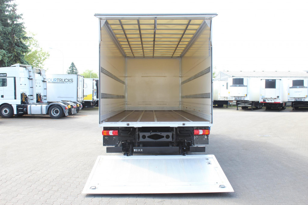 Camião Mercedes-Benz Atego 1221 E6  Koffer   Klima  LDW  Schalter  LBW: foto 13