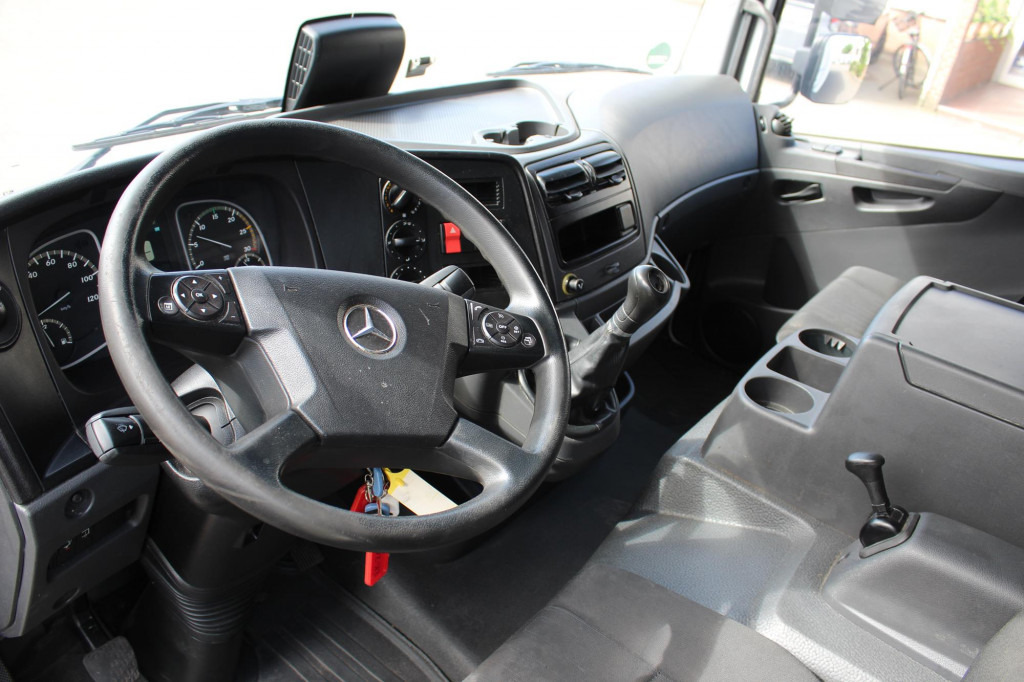 Camião Mercedes-Benz Atego 1221 E6  Koffer   Klima  LDW  Schalter  LBW: foto 7