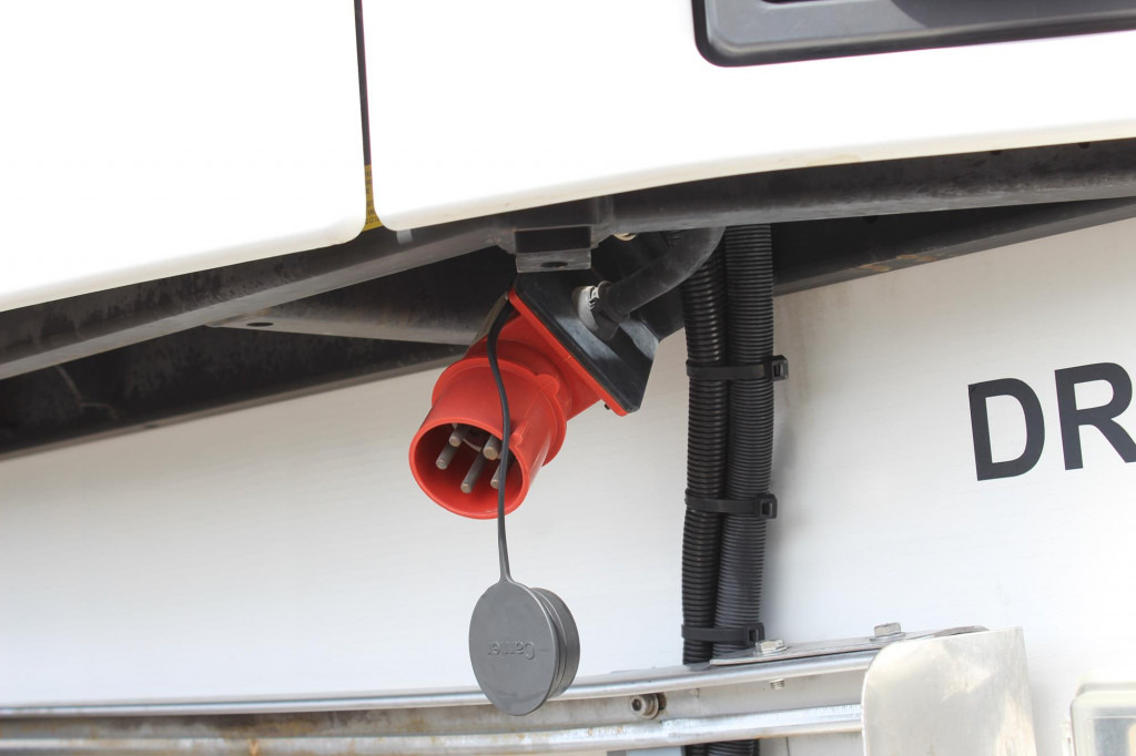 Chereau CV 1950Mt. 2,65h Strom Bi-Multi-Temp. TW LBW FRC - Semi-reboque frigorífico: foto 4 Chereau CV 1950Mt. 2,65h Strom Bi-Multi-Temp. TW LBW FRC - Semi-reboque frigorífico: foto 4