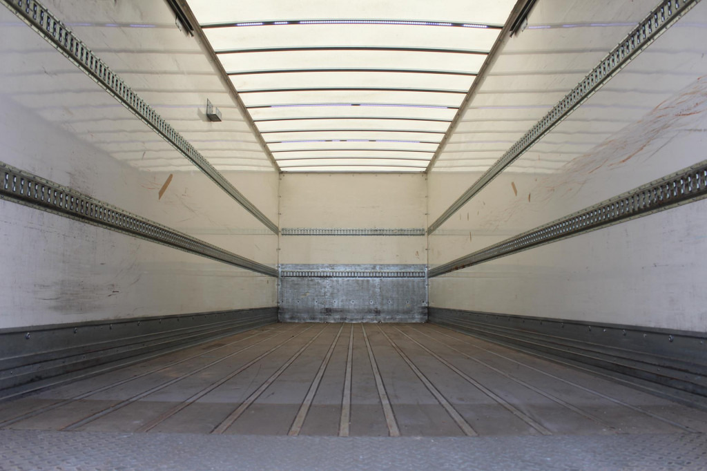 Daf CF 340 E6 Koffer 8,5m Klima LDW Rolltor LBW - Camião furgão: foto 2 Daf CF 340 E6 Koffer 8,5m Klima LDW Rolltor LBW - Camião furgão: foto 2