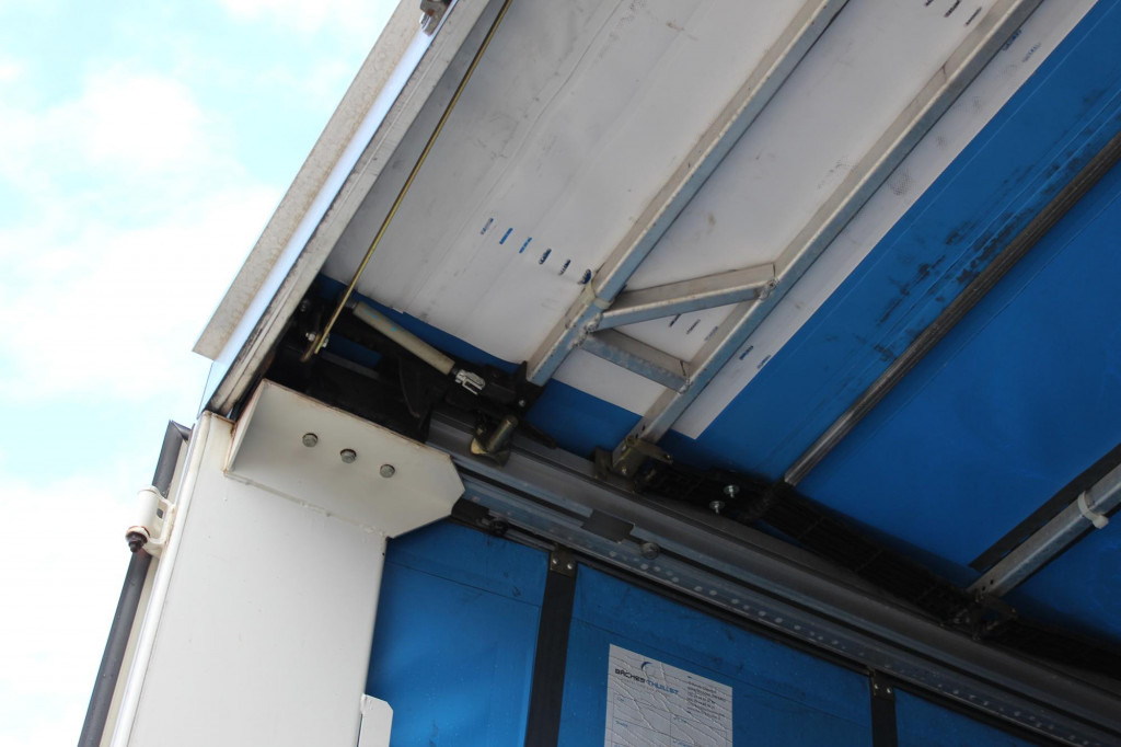 Fruehauf Fruehauf 2-Achser SAF Edscha Alu Bordwände - Reboque de lona: foto 2 Fruehauf Fruehauf 2-Achser SAF Edscha Alu Bordwände - Reboque de lona: foto 2