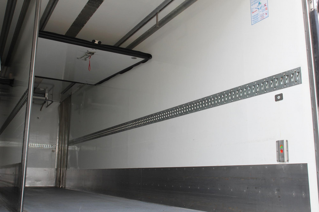 Camião frigorífico Iveco Eurocargo  160E22 CS1150Mt  Bi-Temp Strom Tür+LBW: foto 15