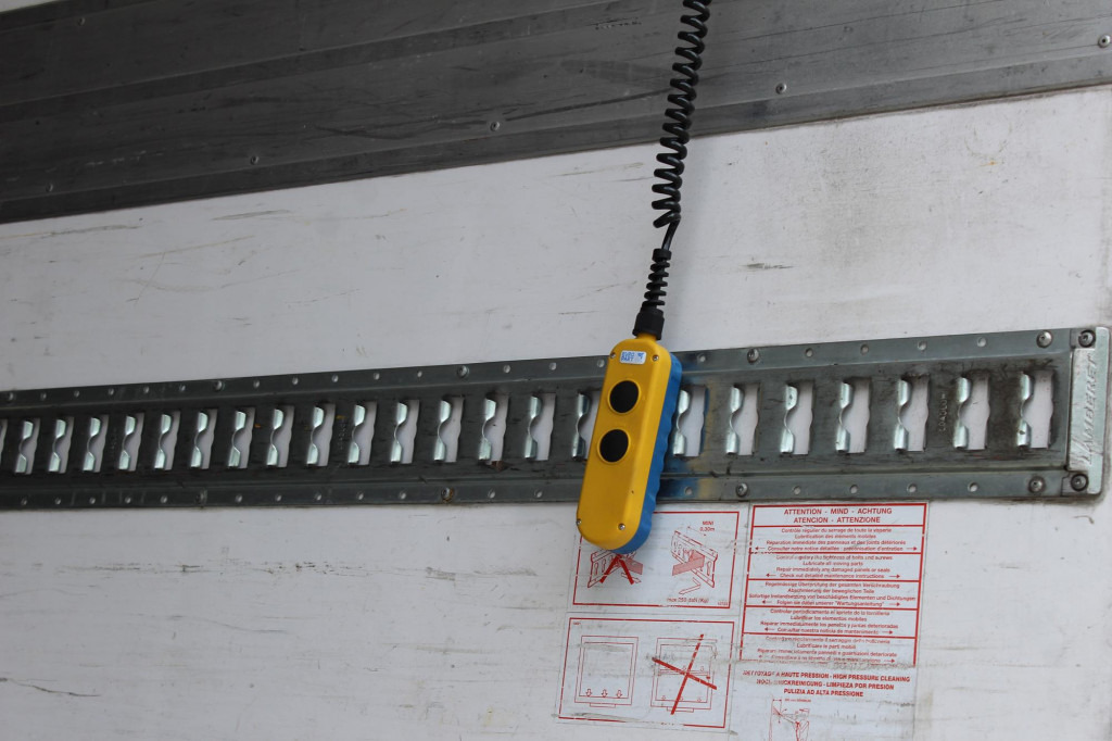 Lamberet TK SLXi Spectrum 2,65h Bi-Temp LBW FRC Aluboden - Semi-reboque frigorífico: foto 5 Lamberet TK SLXi Spectrum 2,65h Bi-Temp LBW FRC Aluboden - Semi-reboque frigorífico: foto 5