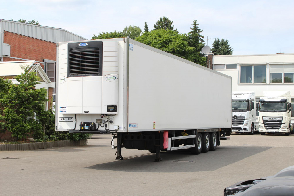 Lecitrailer CV 1550 Strom SAF - Semi-reboque frigorífico: foto 1 Lecitrailer CV 1550 Strom SAF - Semi-reboque frigorífico: foto 1