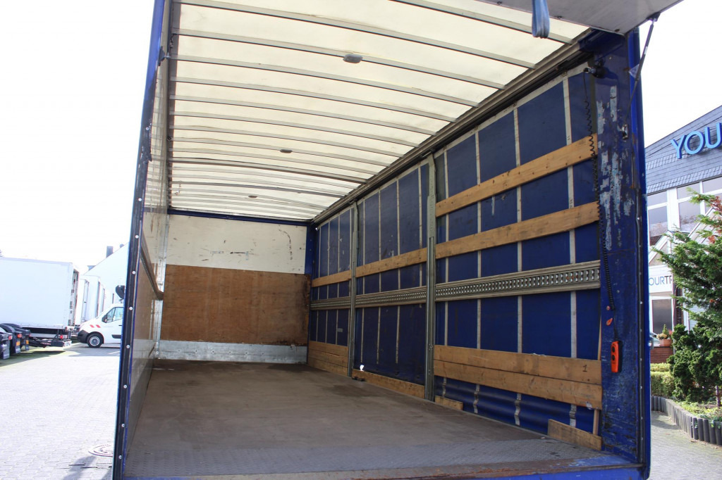 MAN TGL 12.220 Plane-Koffer 7,5 m LBW Klima 199TKm - Camião furgão: foto 2 MAN TGL 12.220 Plane-Koffer 7,5 m LBW Klima 199TKm - Camião furgão: foto 2