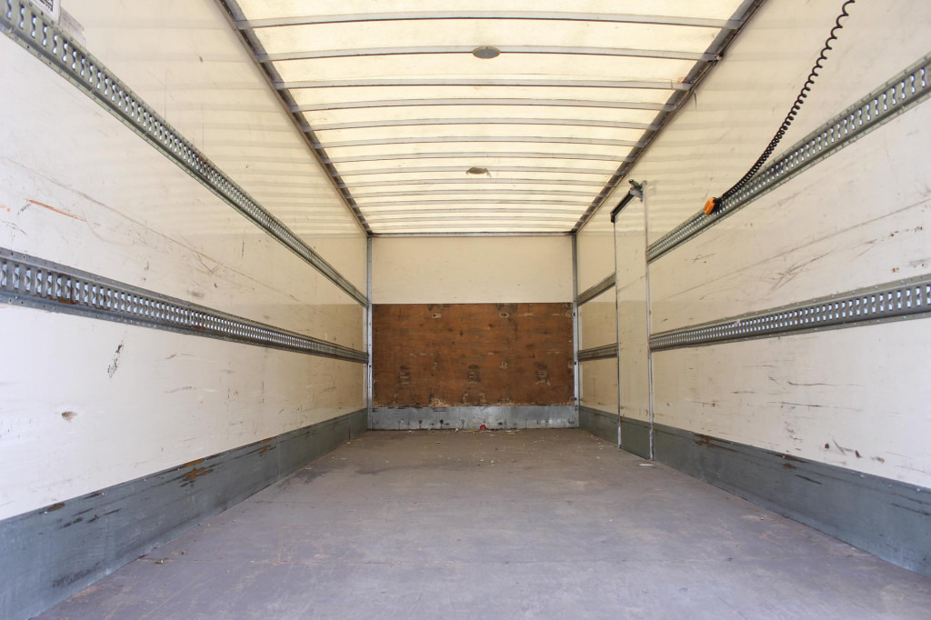 Mercedes-Benz Antos 1830 E6 Koffer 7,7m LBW S.Tür ACC LDW - Camião furgão: foto 2 Mercedes-Benz Antos 1830 E6 Koffer 7,7m LBW S.Tür ACC LDW - Camião furgão: foto 2