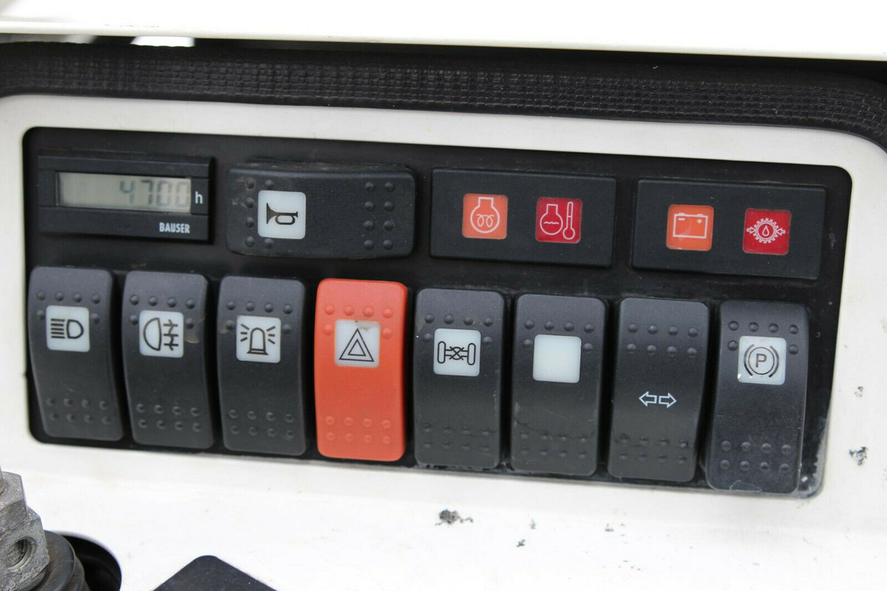 Terberg Kinglifter TKL-M1x3 Mitnahmestapler 470h - Empilhadeira a diesel: foto 3 Terberg Kinglifter TKL-M1x3 Mitnahmestapler 470h - Empilhadeira a diesel: foto 3